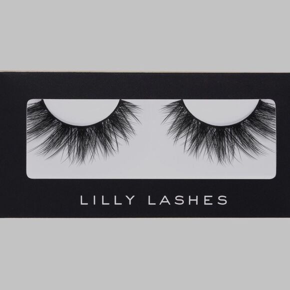 Lilly Lashes Premium Synthetic Lashes - Picture 2 of 6